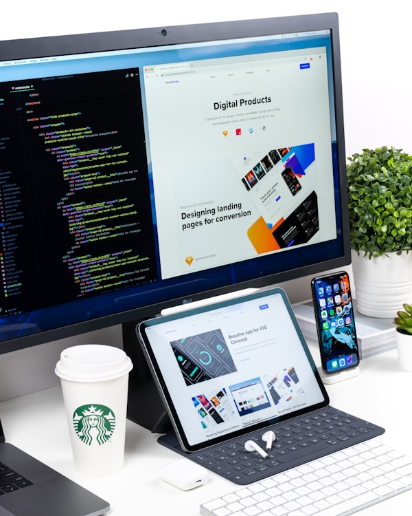 Diseño web en monitor